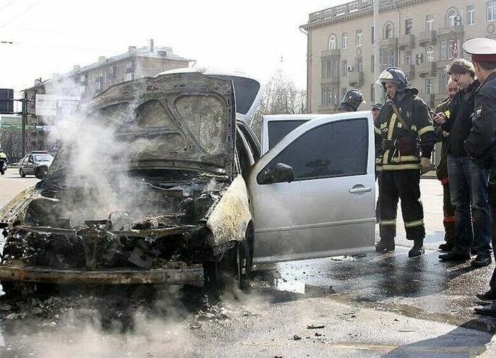 Изображение Какой на самом деле срок годности у автомобильного огнетушителя